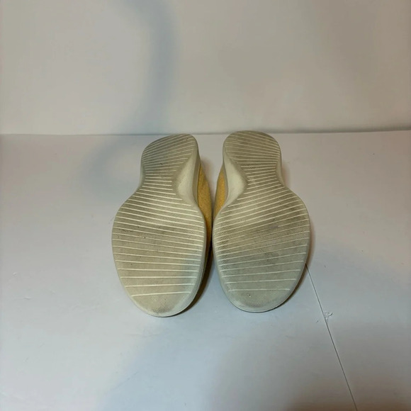 Allbirds Wool Runners WR Womens Sz 6 Shoes Yellow Wool Everyday Casual Sneakers - Picture 8 of 9
